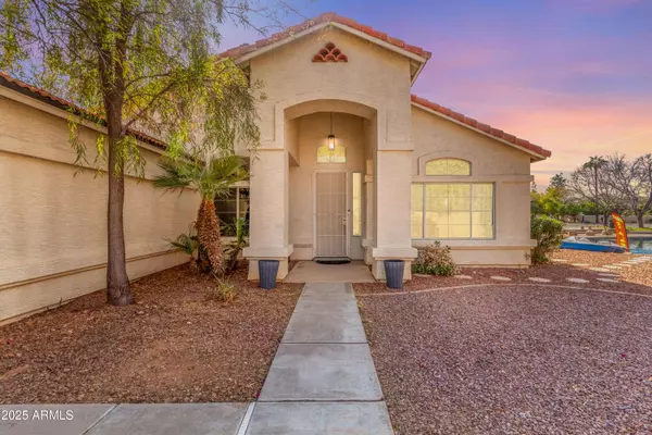 1205 E TRADEWIND Drive, Gilbert, AZ 85234