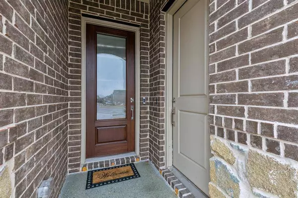 2109 Creekbluff Court, Lewisville, TX 75010