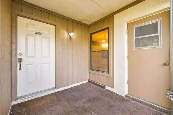 4654 OAK HILL LN #38, Sarasota, FL 34232