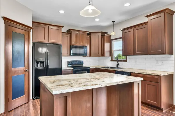 1907 E Aster St, Andover, KS 67002