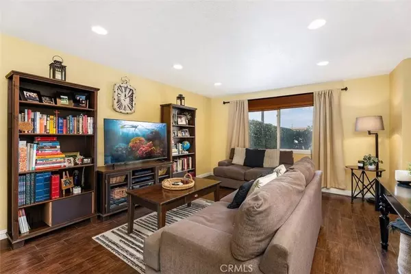 10712 Teal DR, Garden Grove, CA 92843