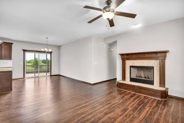 1907 E Aster St, Andover, KS 67002