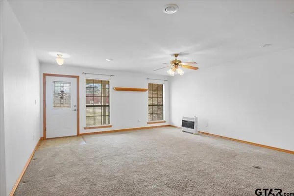 23085 County Rd 2169, Troup, TX 75789