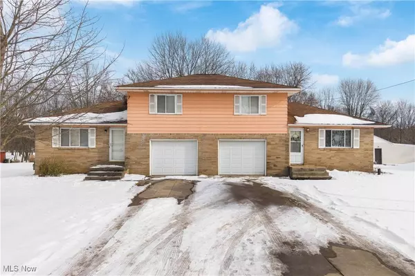 4545-4549 Cynthia DR, North Canton, OH 44720