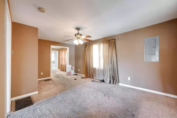 112 Lawn ST, Chattanooga, TN 37405