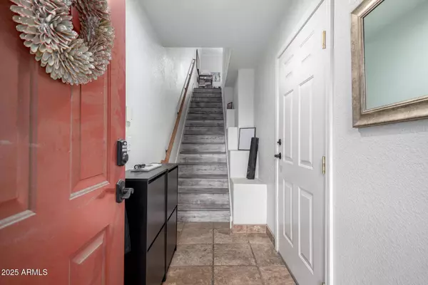 4455 E Paradise Village Parkway S #1031, Phoenix, AZ 85032