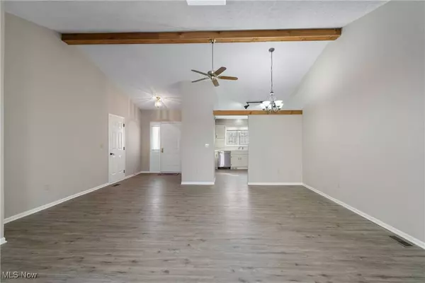 1041 Northford CT, Medina, OH 44256