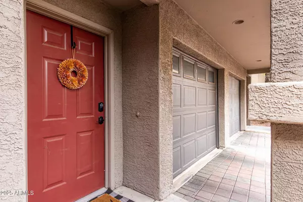 4455 E Paradise Village Parkway S #1031, Phoenix, AZ 85032