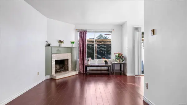 1550 North Dairy Rd #6, Saanich, BC V8A 1B1