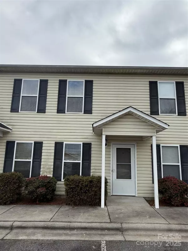 217 22nd ST SW #H, Hickory, NC 28602