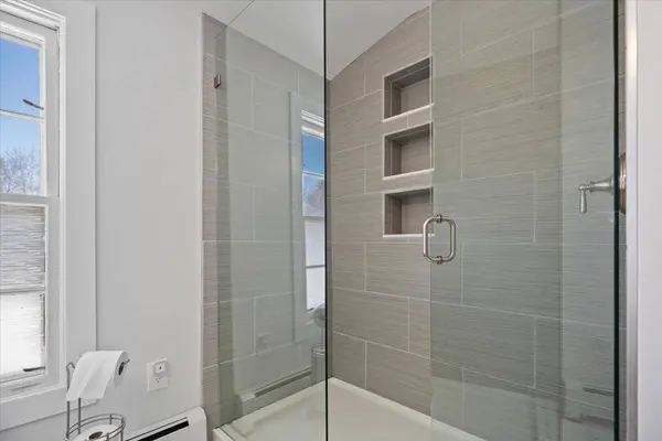 491 Turner ST, Auburn, ME 04210