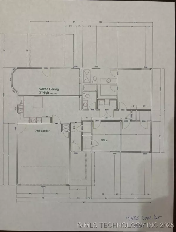 17585 Dove DR, Claremore, OK 74019