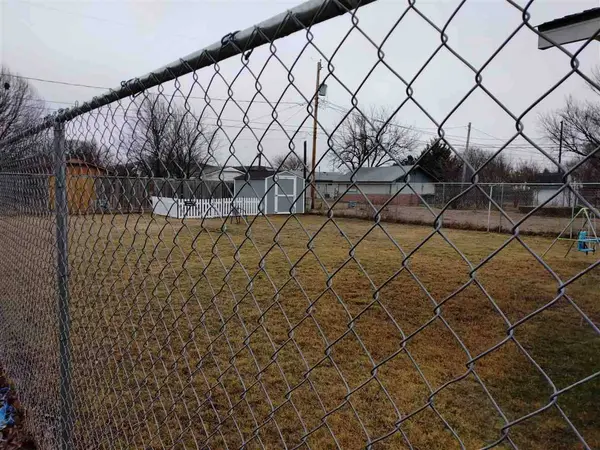 6109 NW Cherry Ave, Lawton, OK 73505