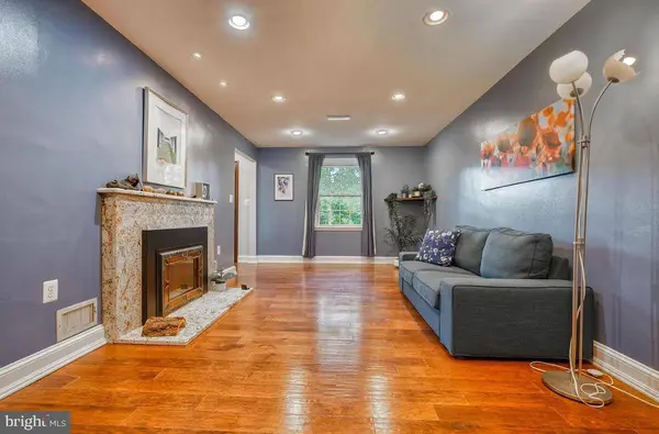 503 CHESTNUT AVE, Baltimore, MD 21204