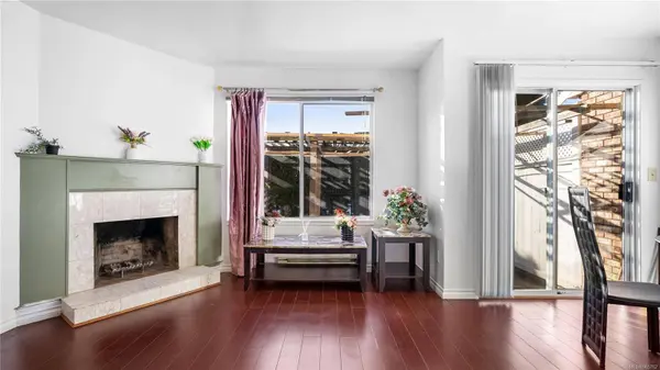 1550 North Dairy Rd #6, Saanich, BC V8A 1B1