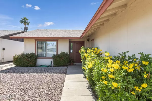 8814 N 50TH Avenue, Glendale, AZ 85302