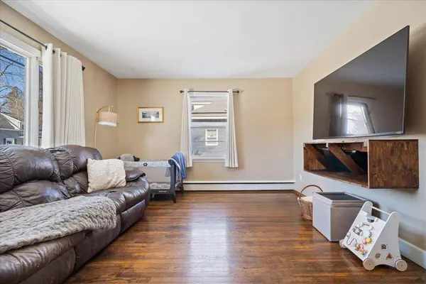 491 Turner ST, Auburn, ME 04210