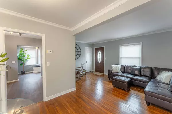 4349 Zane AVE N, Minneapolis, MN 55422