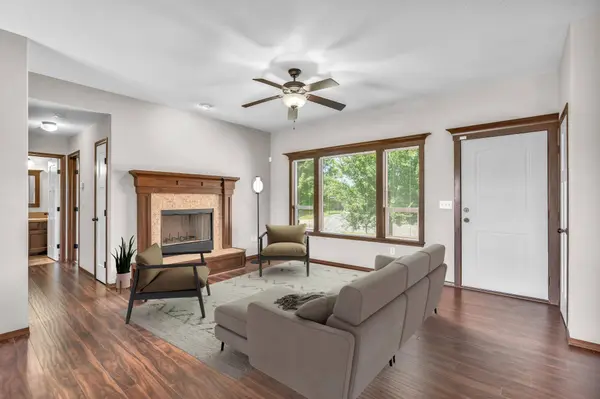 1907 E Aster St, Andover, KS 67002