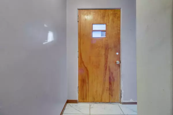 478 Fairfield NW Avenue, Grand Rapids, MI 49504