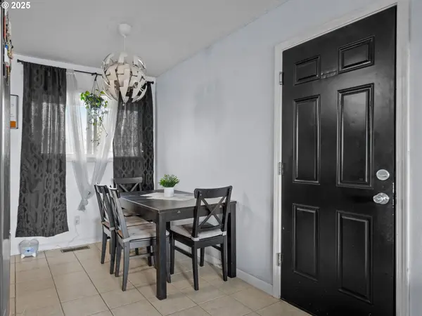 2235 HOYT ST, Salem, OR 97302