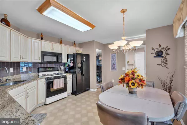 2 GLENVIEW CT, Gibbsboro, NJ 08026