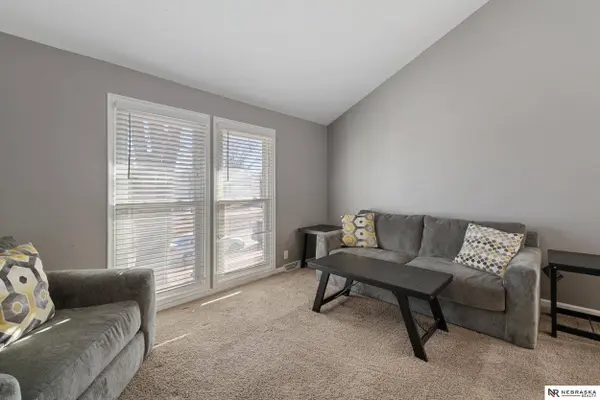 13142 Burdette Circle, Omaha, NE 68164