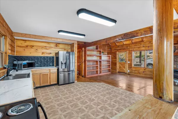 1112 Sunset DR, Signal Mountain, TN 37377