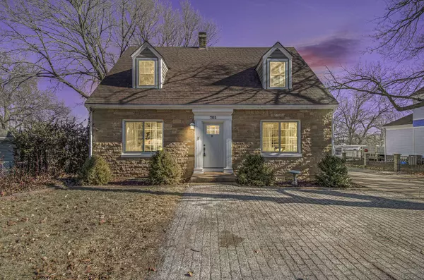 701 N VINE ST, Glenwood, IA 51534