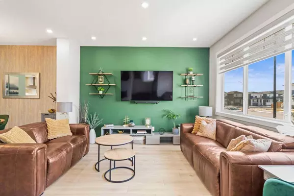 196 Chelsea Drive, Chestermere, AB T1X 1Z4