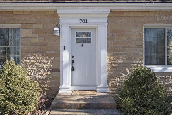 701 N VINE ST, Glenwood, IA 51534