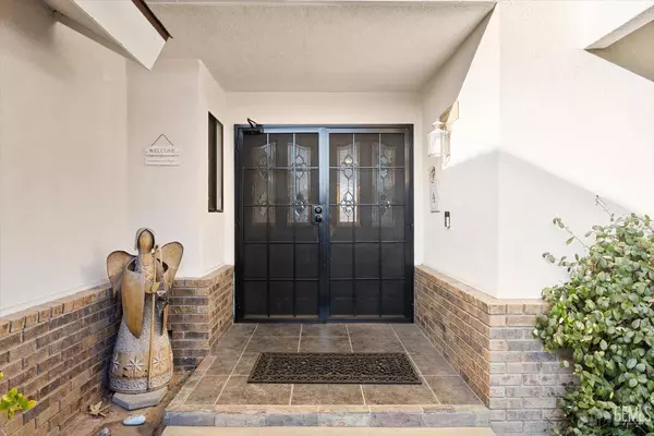 6108 Olive Knolls Drive, Bakersfield, CA 93308