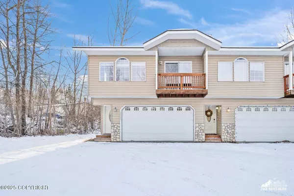 11713 Dawn ST, Eagle River, AK 99577