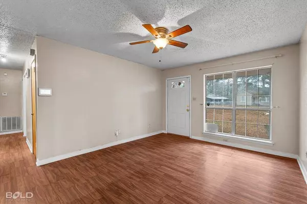 8111 Roosevelt Drive, Shreveport, LA 71129