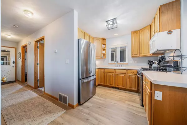 6615 LASLEY SHORE RD, Winneconne, WI 54986