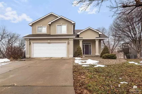 3104 Davis DR, Manhattan, KS 66502