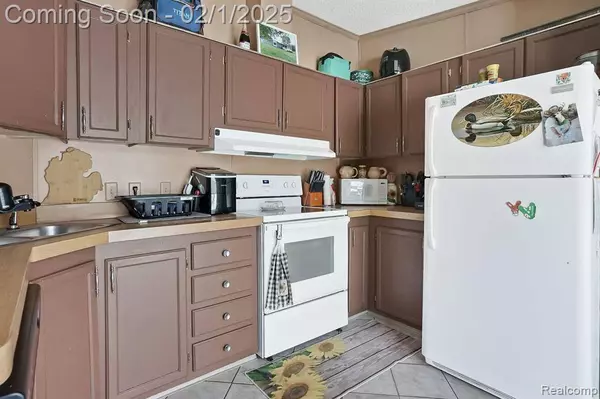 18900 Bowdish Road, Gregory, MI 48137