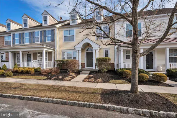 18 BORTON AVE, Voorhees, NJ 08043