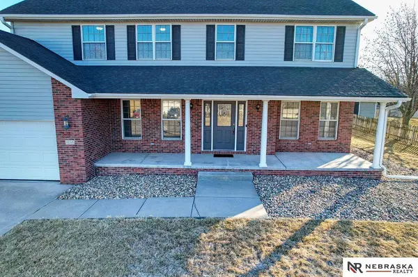 806 Tekolste Drive, Firth, NE 68358