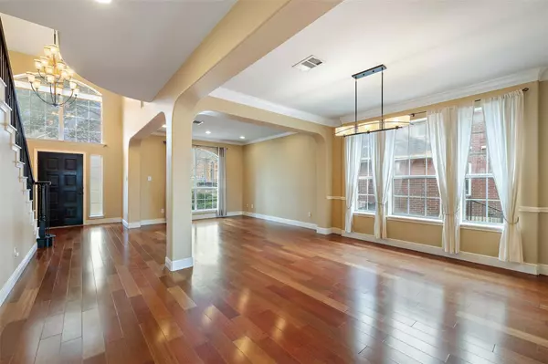 10709 Pointe View DR, Austin, TX 78738