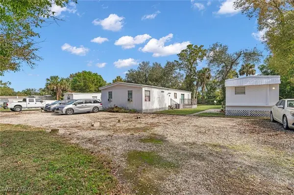 4085-4095-4095 Palm LN, Fort Myers, FL 33905