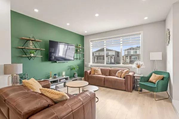 196 Chelsea Drive, Chestermere, AB T1X 1Z4