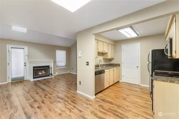 927 132nd ST SW #G2, Everett, WA 98204