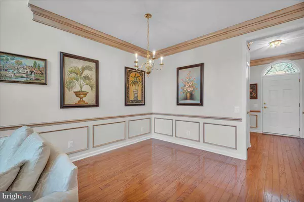 18 BORTON AVE, Voorhees, NJ 08043