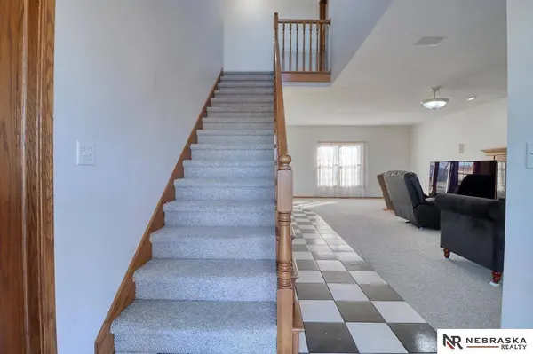 806 Tekolste Drive, Firth, NE 68358