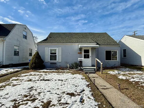 21267 WALTHAM Road, Warren, MI 48089