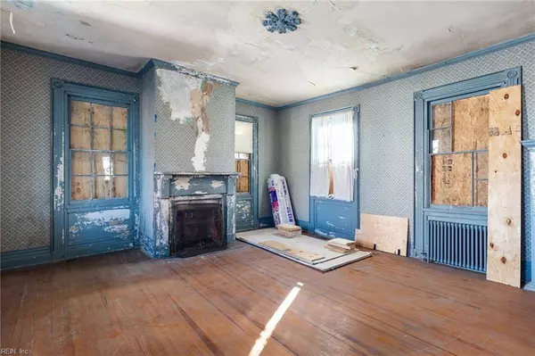 201 Dobbs ST, Hertford, NC 27944