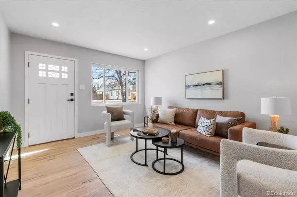 4885 S Logan ST, Englewood, CO 80113