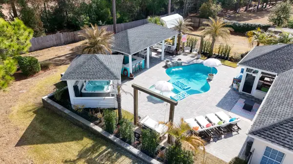 281 Gulf Pines Court, Freeport, FL 32439