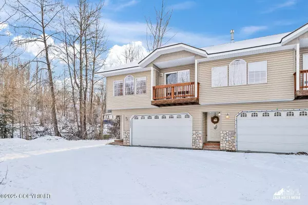 11713 Dawn ST, Eagle River, AK 99577